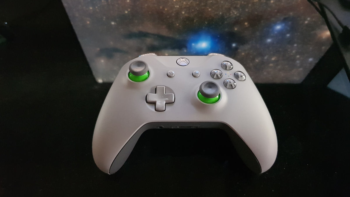 Xbox Wireless Controller and Digital Code Redemption Hero Banner